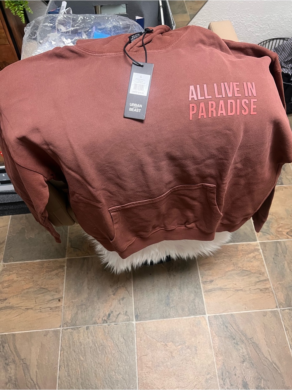 Size small women’s urban beast sweat All Live in Paradise' Rust Crewneck Sweater